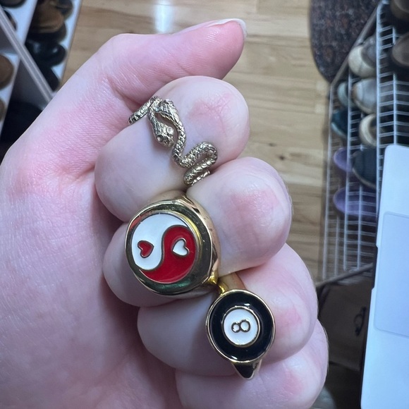 Jewelry bundle ! Vestique urban outfitters Amazon shein - Picture 3 of 8